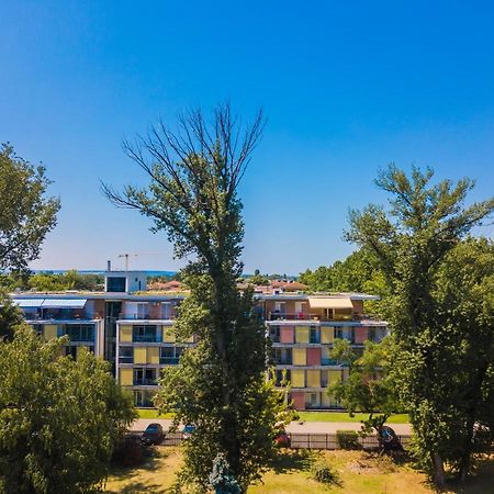 Mf Villa Azur Wellness Apartment Siófok Dış mekan fotoğraf