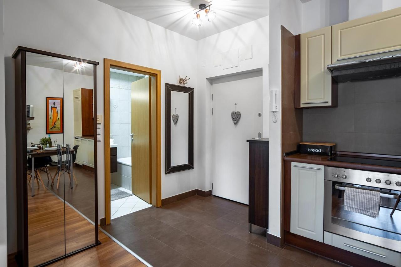 Mf Villa Azur Wellness Apartment Siófok Dış mekan fotoğraf